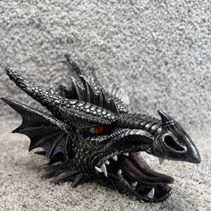 Fierce Saurian Dragon Head Figurine Wall Mount
